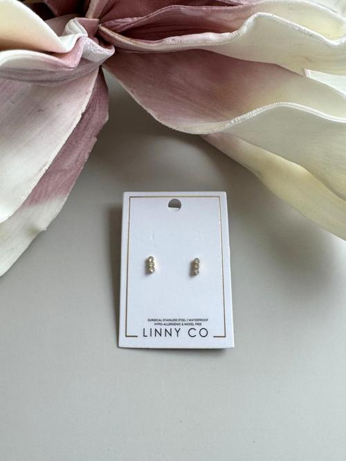 Poppy Screwback Stud