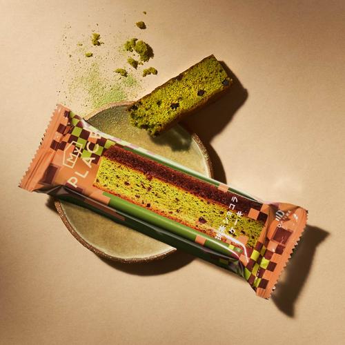 Matcha Chocolate Stick Cake (1 Piece)