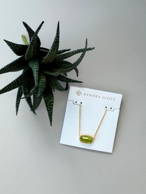 Kendra Scott Elisa Necklace - Gold Peridot Illusion
