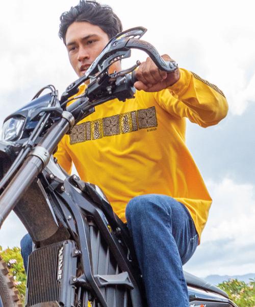 Tapa Pineapple Band - Pineapple Dyed Long Sleeve Crewneck T-Shirt