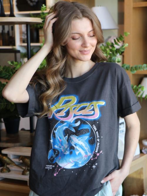 Pisces Star Sign Graphic T-Shirt