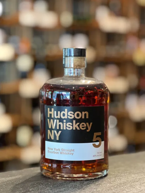 Hudson Whiskey NY Straight Bourbon Whiskey Mets Bottle